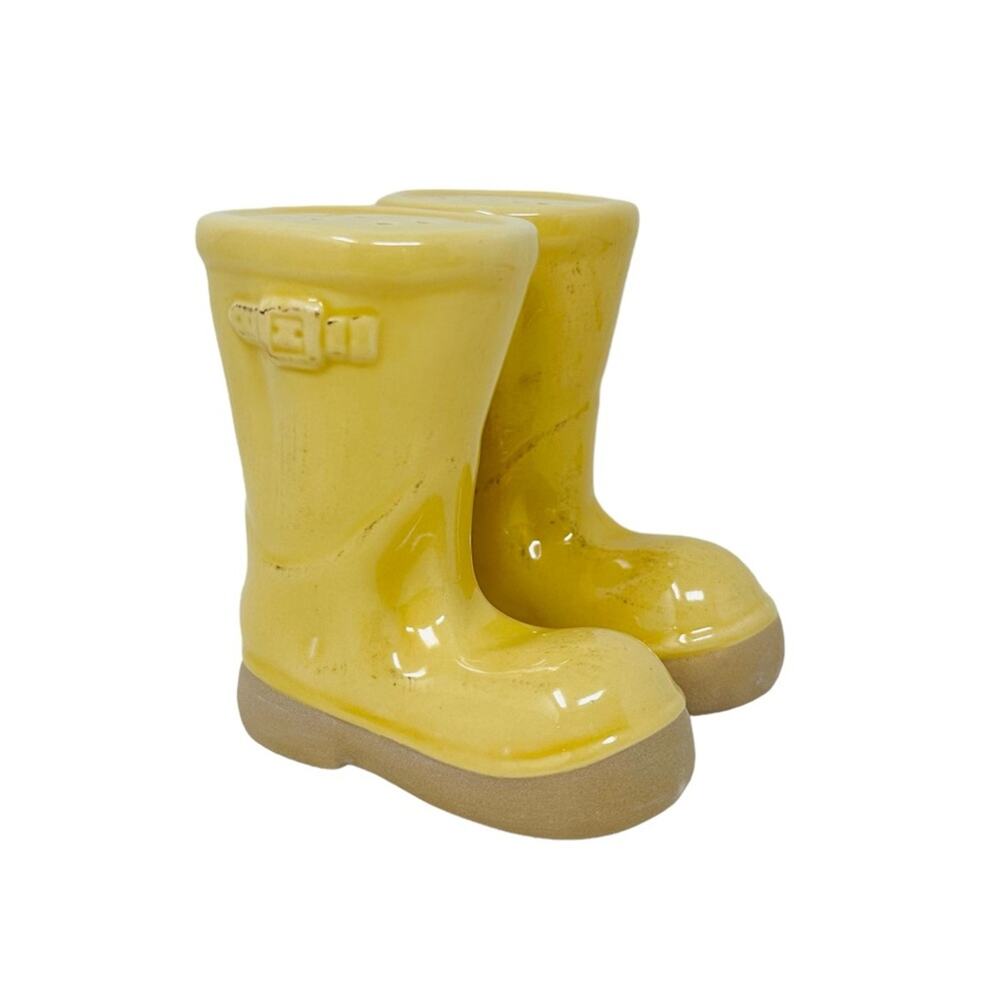 Pottery Barn Rainboots Salt and Pepper Shaker Set New Open Box Yellow Tan